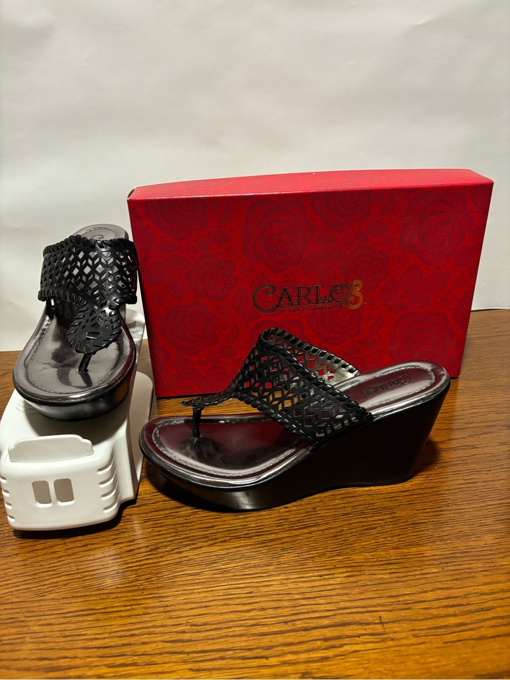 Carlos Santana Black Laser-Cut Wedge Thong Sandals